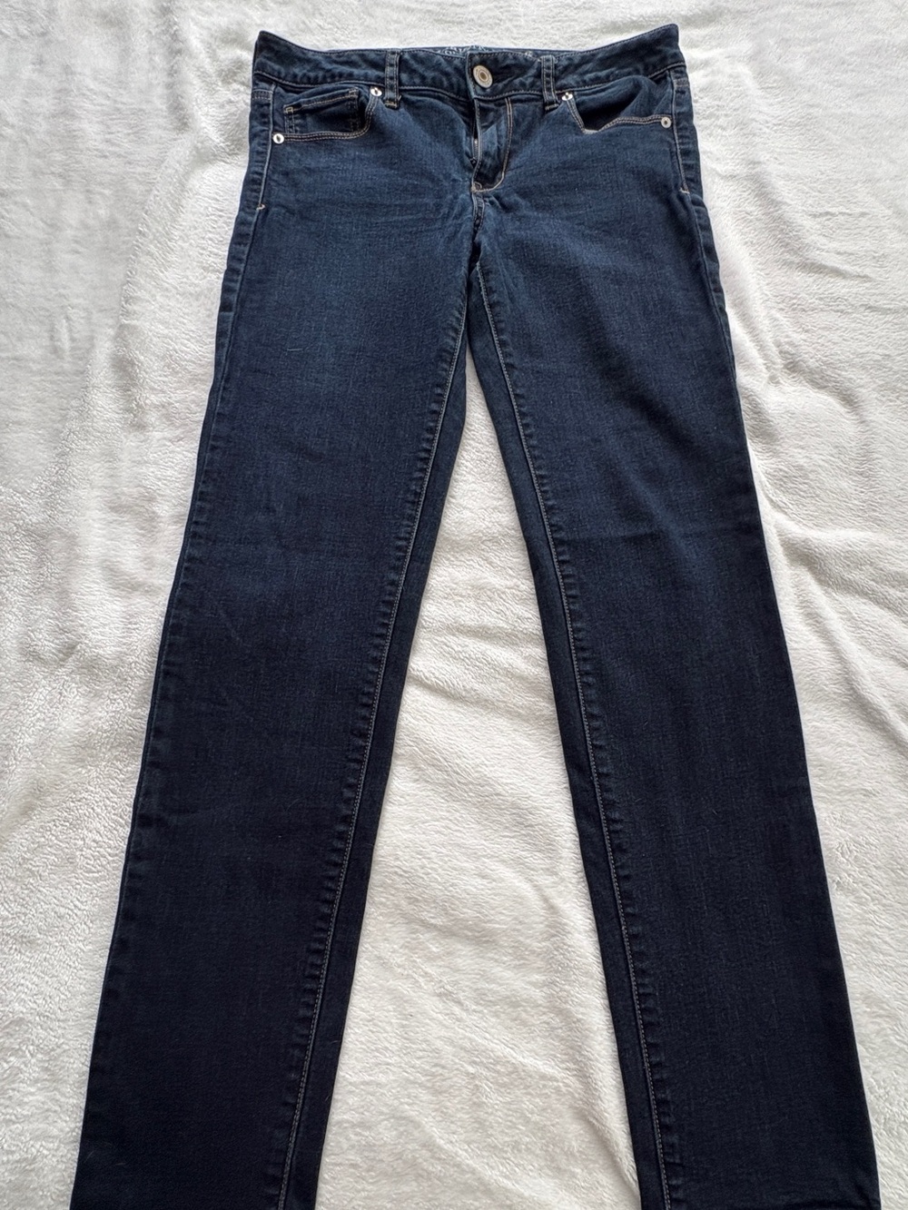 American Eagle Outfitters Dark Blue Skinny Jeans